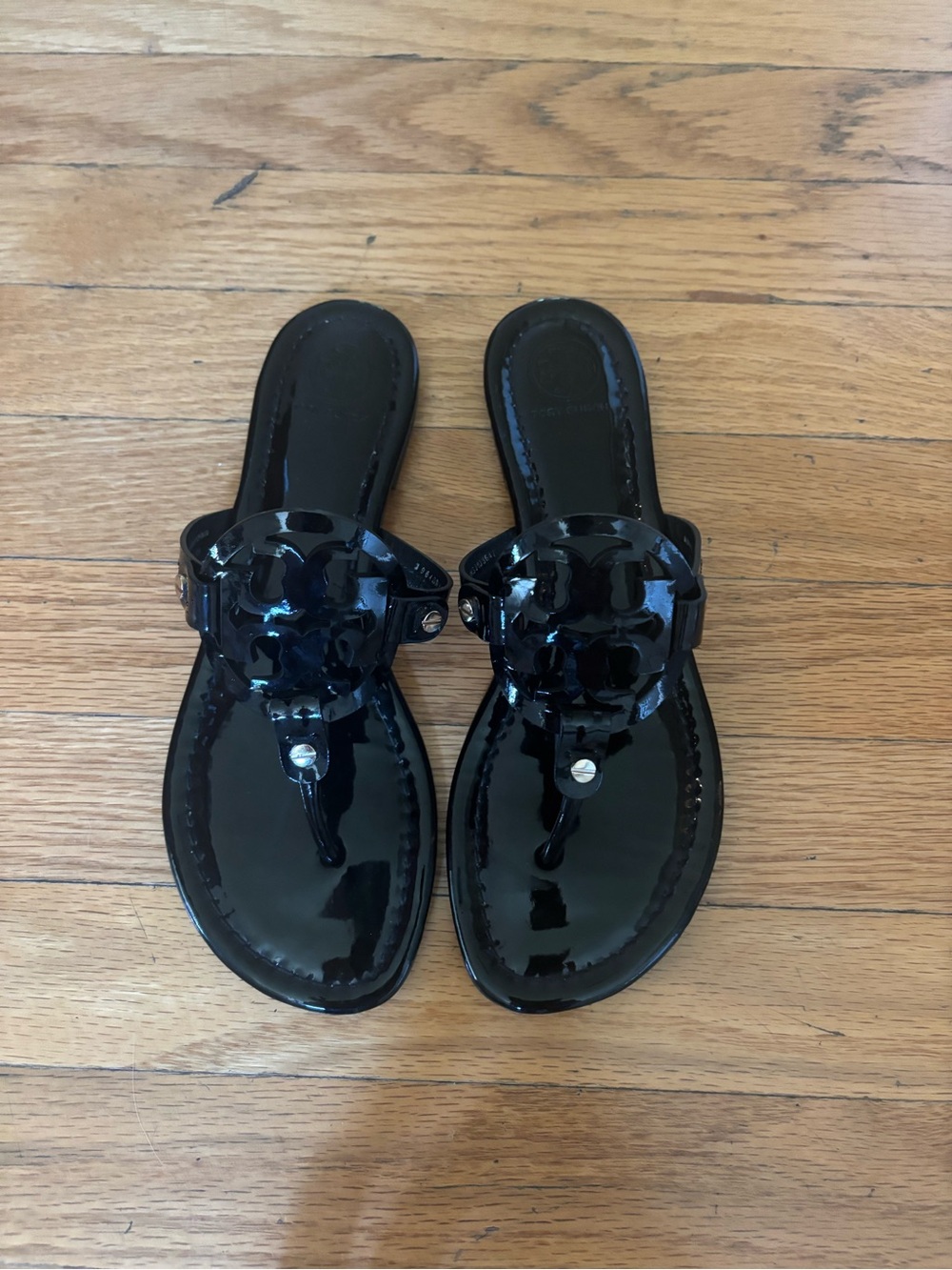 Black Patent Women's Thong Sandals
